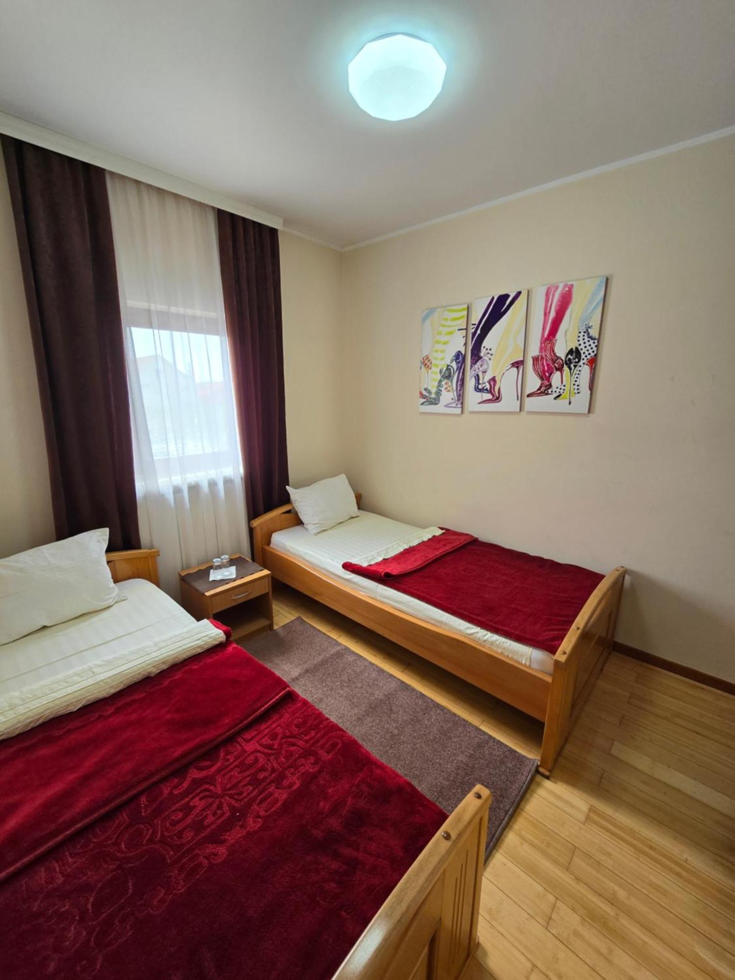 Guest House Mk Star Belgrade Bilik gambar